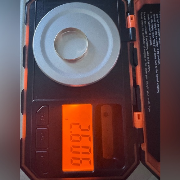 Classic Gold Band Ring - Picture 6 of 7